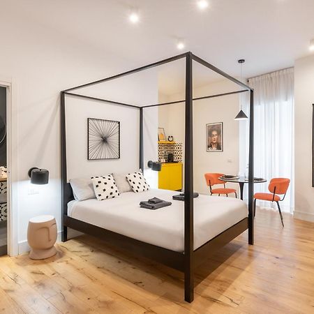 The Idyll Boutique Apartment - Suite In Napoli'S Spanish Quarters Nápoles Exterior foto